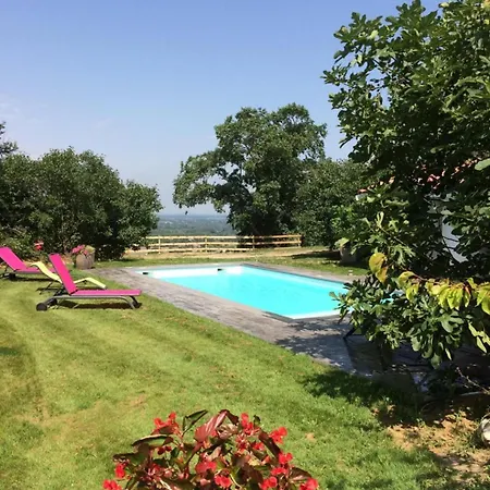 Le Menicou Holiday home